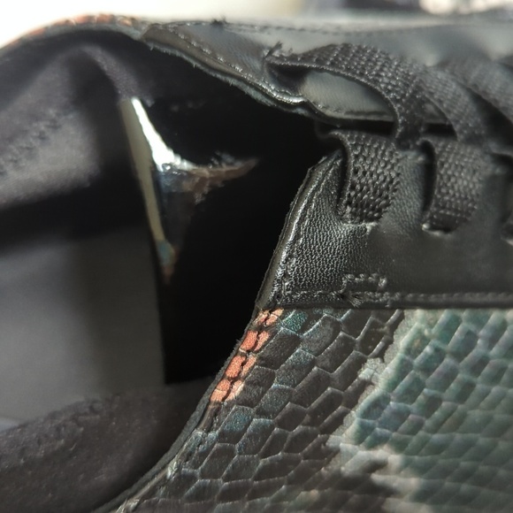 27 Edit Naturalizer Valarie Leather Snake Print Sneaker Shoes Women's Size 6.5M - Picture 12 of 16